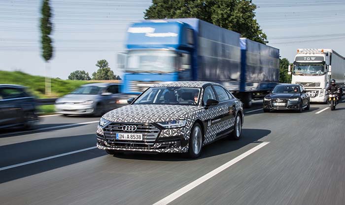 El Audi A8 será el primer vehículo del mercado en nivel 3 de conducción autónoma