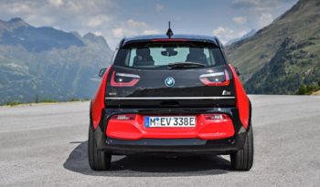 BMW i3s lleno