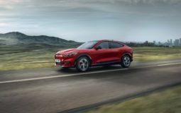 2020_FORD_MACH-E_AWD_11