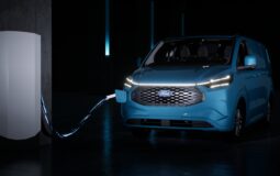 E-Transit_Custom-DC_fast_charging