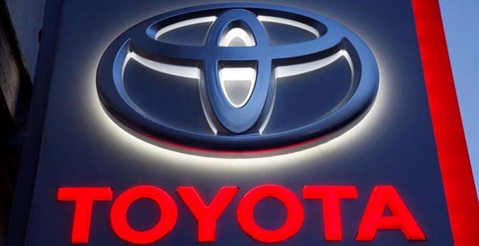 Toyota patenta un sistema de carga a pedales