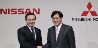 Carlos Ghosn y Osamu Masuko Nissan PHEV y Mitsubishi eléctricos