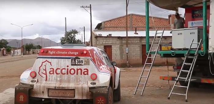 Electrolinera para recarga del Acciona 100% EcoPowereden el Dakar 2017