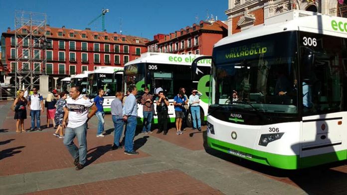 Los cinco autobuses desarrollados por Vectia ya operan en modo eléctrico en Valladolid