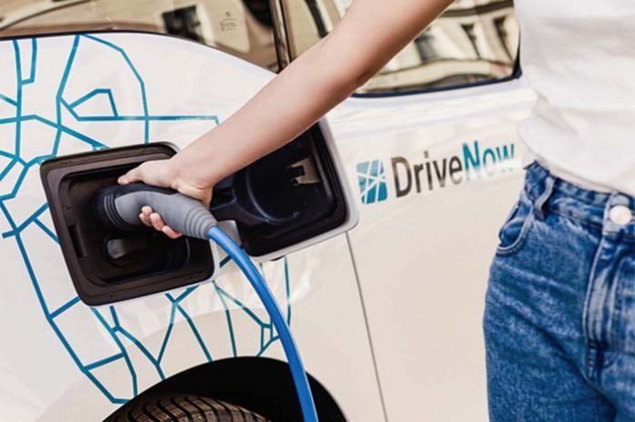 Londres instalará 1 500 nuevos puntos de recarga para coches eléctricos