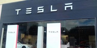 Tesla inaugura su primer Centro de Servicio en España situado en L’Hospitalet