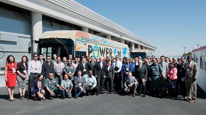 BYD presenta su mayor fábrica de autobuses eléctricos en EE.UU