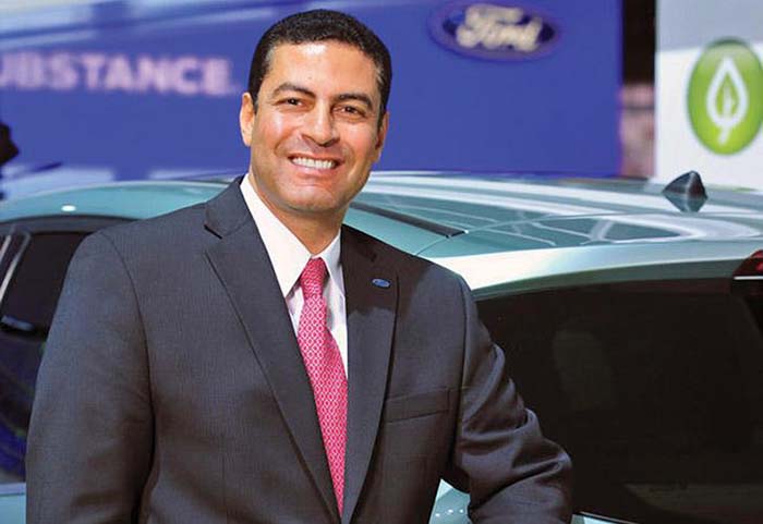 Sherif Marakby vicepresidente de vehículos autónomos y electrificación de Ford