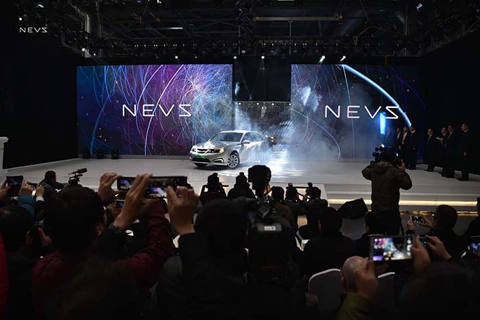 NEVS lanza la producción del 9-3 EV