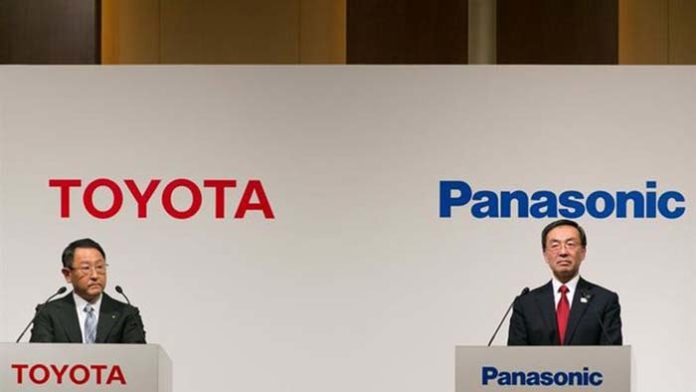 Toyota y Panasonic estudian colaborar en el negocio de las baterías