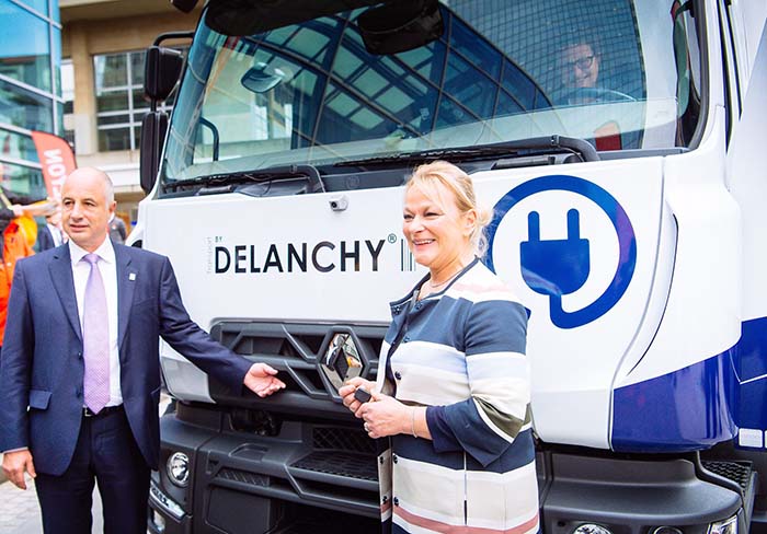Renault Trucks y el Grupo Delanchy han desarrollado un camión totalmente eléctrico equipado con una caja refrigerada para la entrega de productos frescos