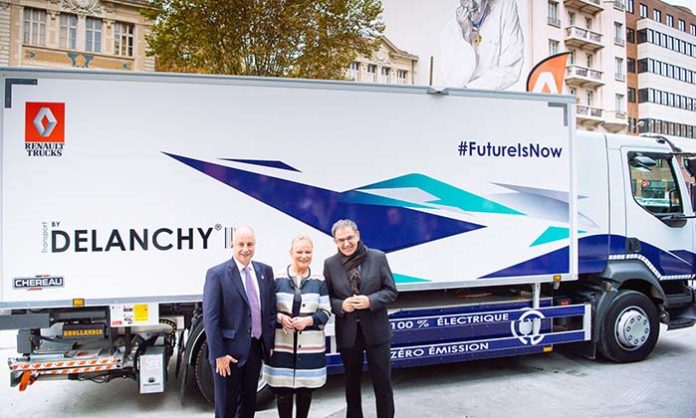 Renault Trucks y el Grupo Delanchy han desarrollado un camión totalmente eléctrico equipado con una caja refrigerada para la entrega de productos frescos