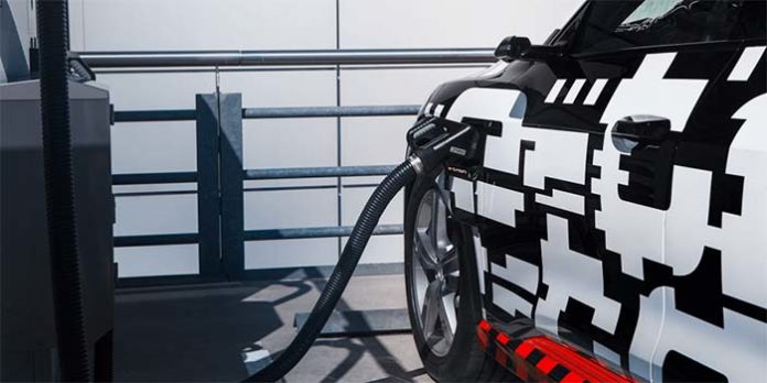 Recarga del Audi e-tron a 150 kW de potencia
