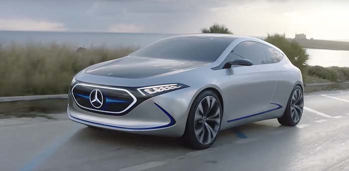 Mercedes muestra el prototipo del EQA