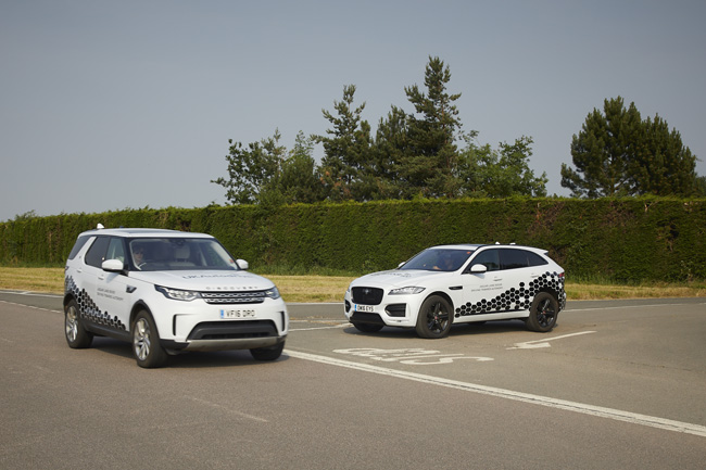 Jaguar Land Rover prueba el vehículo conectado por UK