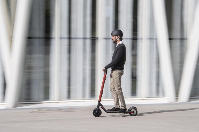 SEAT eXS KickScooter