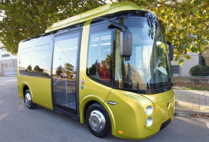 Car-bus.net entrega microbuses eléctricos Wolta en Madrid