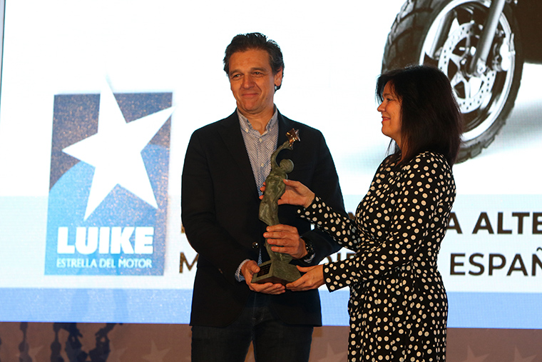 Carlos Sotelo en la entrega de premios Estrella de Luike Motor