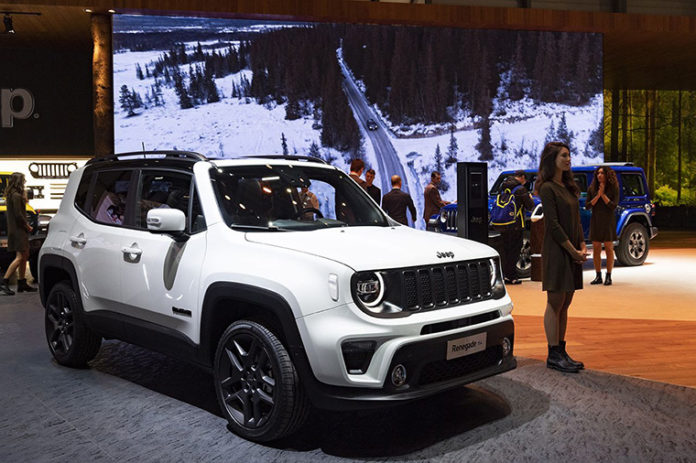 El Jeep Renegade llega en versión híbrido-enchufable