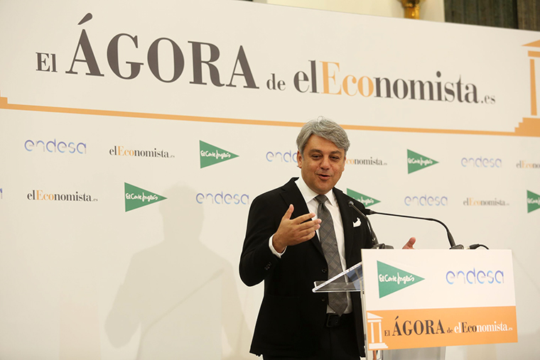 Luca de Meo durante su intervención en el ciclo de conferencias Ágora que elEconomista ha organizado en Madrid.