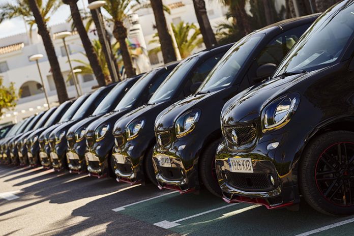 Edición limitada del smart Ushuaïa 2019, fruto de una colaboración entre Ibiza Ushuaïa Beach Hotel y Mercedes-Benz.