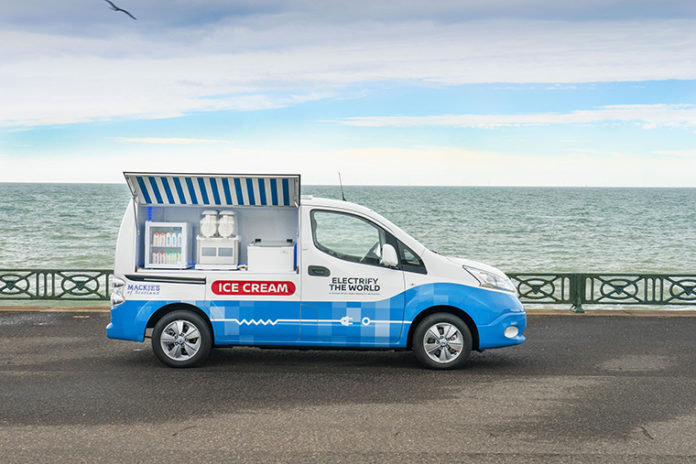 Prototipo de furgoneta de helados de Nissan para Mackie's of Scotland.