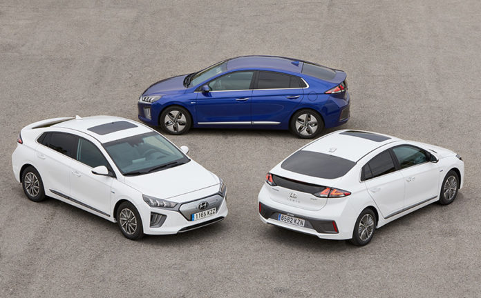 Nueva gama del Hyundai IONIQ. La renovación de la gama ha sido para sus tres versiones: híbrida, PHEV y eléctrica.
