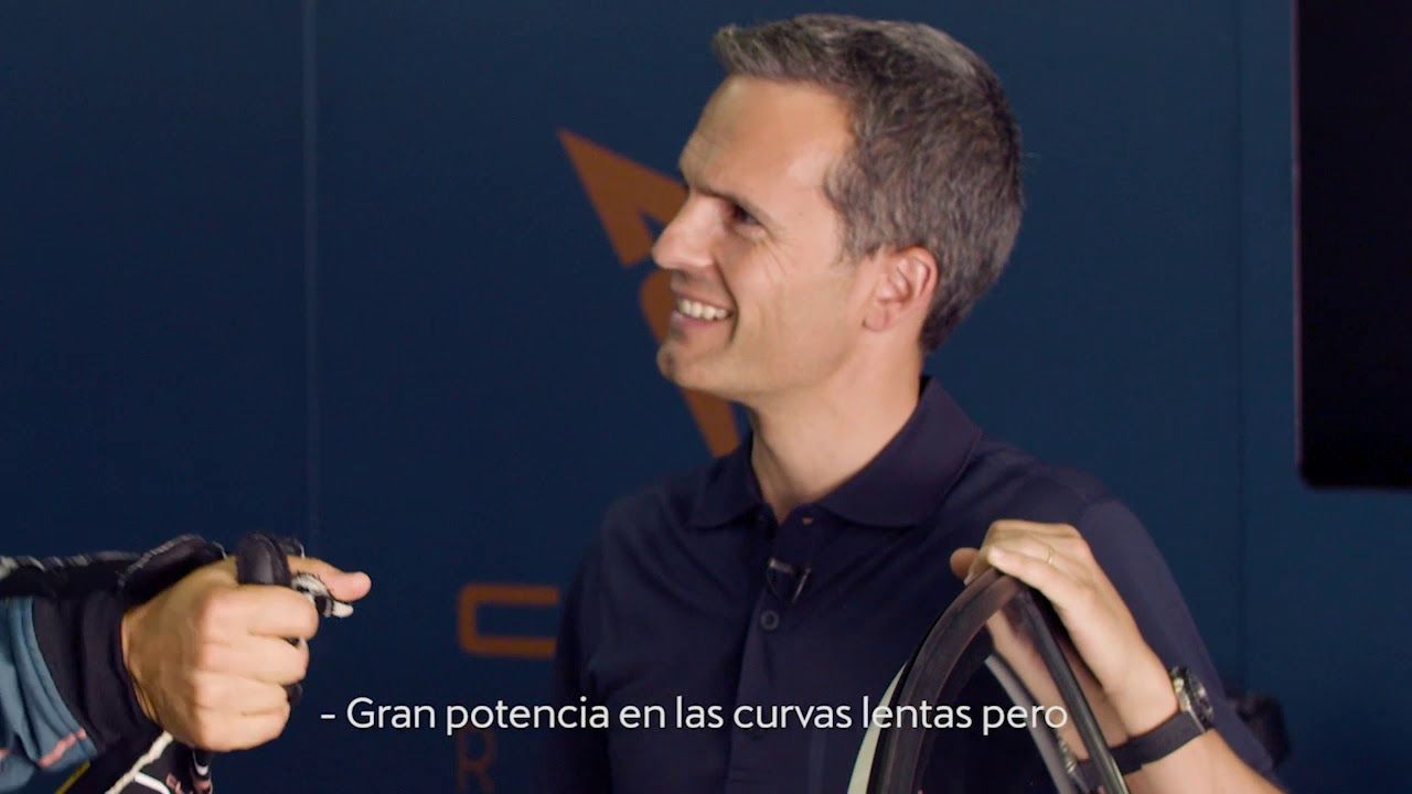 Las diferentes sensaciones de un piloto de carreras a bordo de un vehículo eléctrico