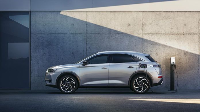 DS 7 CROSSBACK E-TENSE 4x4 híbrido enchufable.
