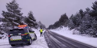 Carreteras cortadas por nieve