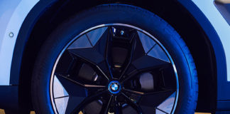 Nueva rueda del BMW iX3, más aerodinámica y eficiente.