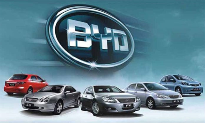 BYD es una compañía que fabrica vehículos electrificados y soluciones de energía.