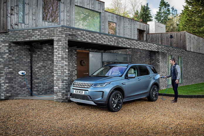 Nuevo Land Rover Discovery híbrido enchufable.
