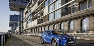 El primer vehículo eléctrico de Lexus, el UX 300e, llegará antes de fin de año.