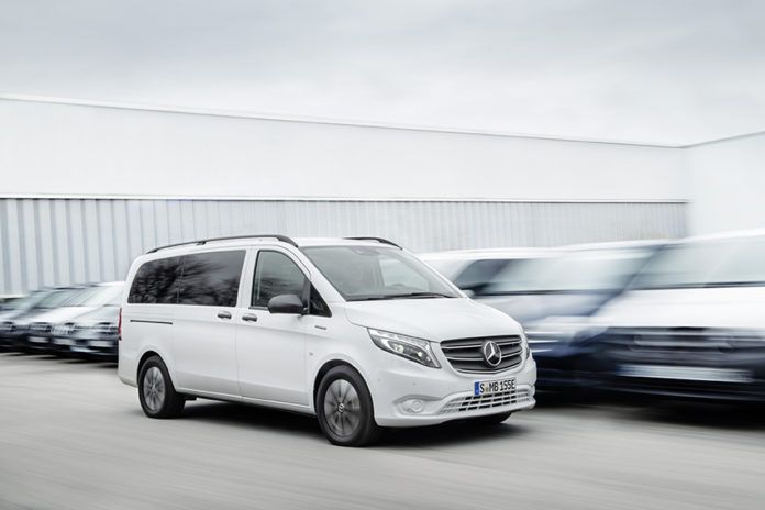 Nueva Mercedes eVito Tourer para el transporte de hasta 9 personas.