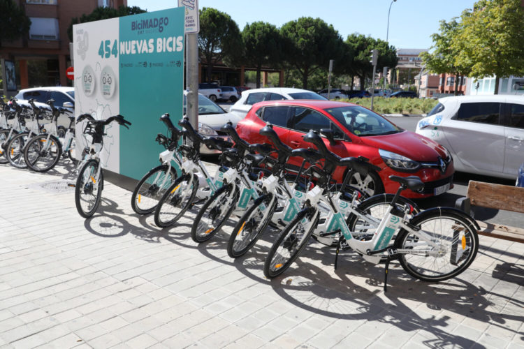secuencia Repelente moneda Comparativa servicios bicicletas eléctricas en 14 ciudades españolas