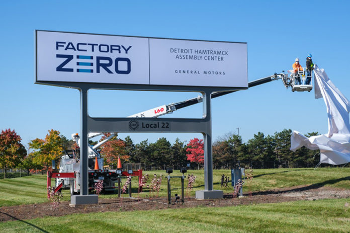 General Motors reconvierte su planta de Detroit-Hamtramck en Factory ZERO, una planta sostenible dedicada a la producción de vehículos eléctricos.