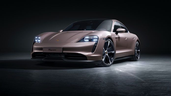 Nuevo Porsche Taycan, la versión de acceso a la gama, por 85.710 euros.