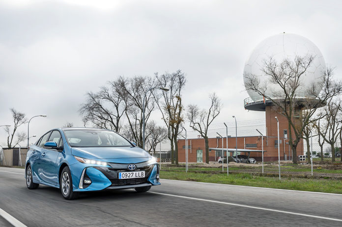 Toyota España ya comercializa la nueva generación del Prius Plug-in