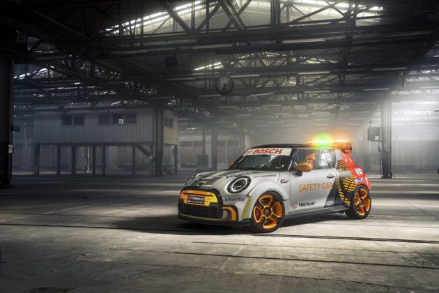 El coche que actuó de Safety Car en la VII temporada de la Fórmula E.