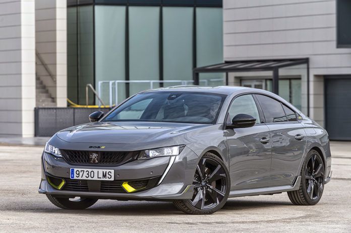 Uno de los vehículos disponibles del Peugeot e-EXPERIENCE DAYS será el 508 PSE, el coche de serie más potente jamás fabricado por la marca del león.