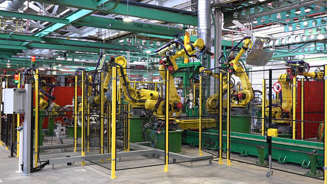 Transformación de la planta de Nissan en Ávila. Gran instalación de soldadura (‘Línea Flexible’) destinada a la producción de piezas para modelos de la Alianza