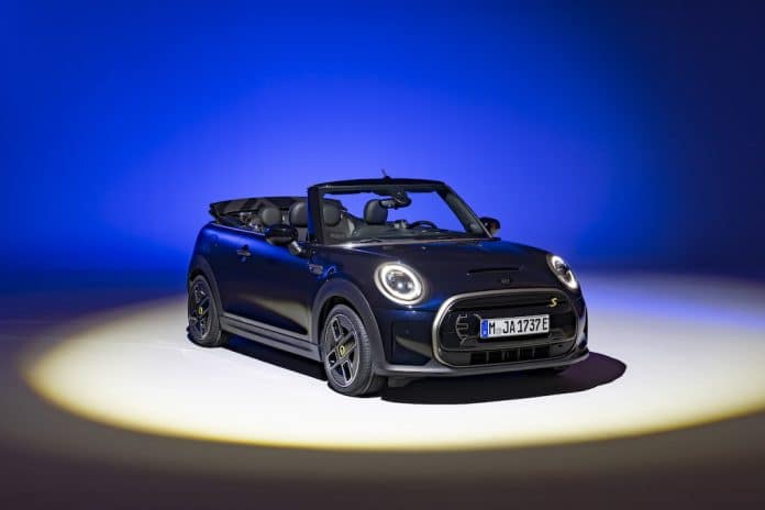 Mini Cooper SE Cabrio, edición limitada a 53 unidades en España