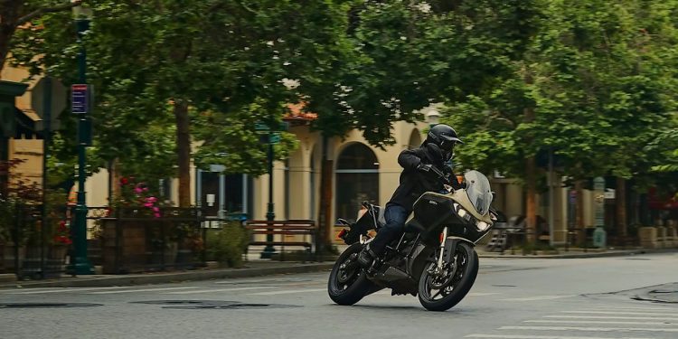 La Zero Motorcycles DS es una de las mejores motos eléctricas equivalentes a 125 cc