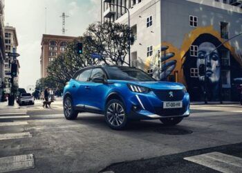 Prueba Peugeot E-2008 GT, con más potencia y autonomía