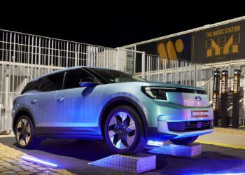 A los Latin Grammy 2023 se va en coche eléctrico