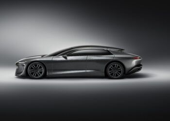 Audi convierte su berlina eléctrica del futuro en coche de Scalextric