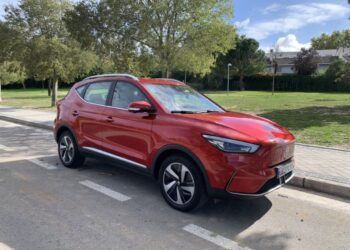 MG ZS, el SUV familiar 100% eléctrico del momento