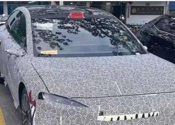 La marca de móviles Huawei responde al coche de Xiaomi con un nuevo sedán eléctrico