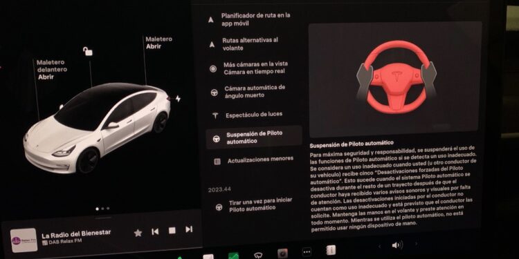 Actualizaciones de software de Tesla
